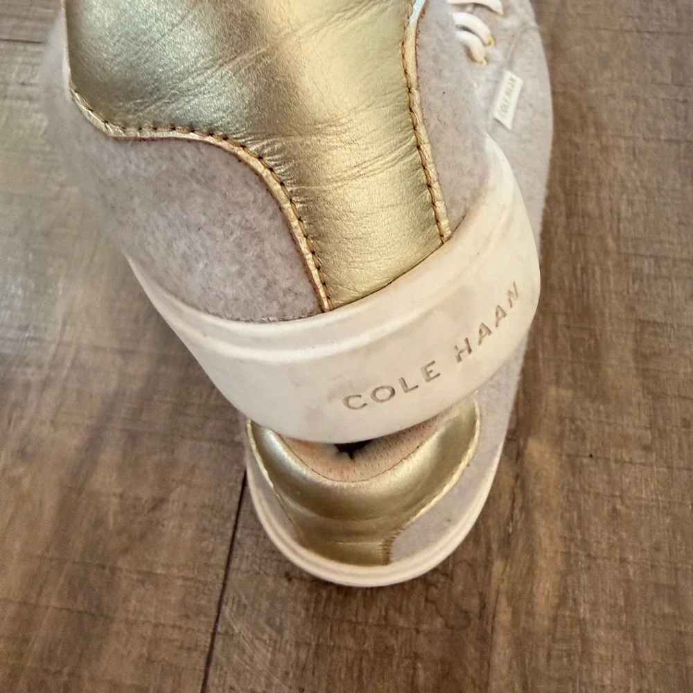 Cole Haan Grand Crosscourt‎ Wool Sneakers Beige Gold School Women 9.5 B Preppy